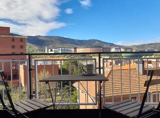 Alojamiento Moderno Y Sofisticado Con Vistas A La Ciudad
